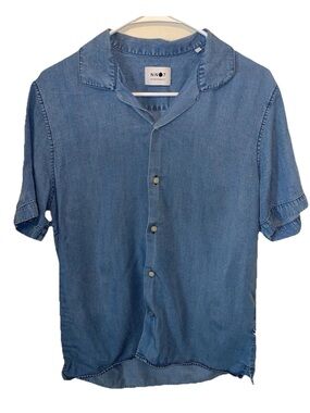 No Nationality NNO7 Women’s Tencel Short Sleeve Blue Button Up Shirt Size M EUC